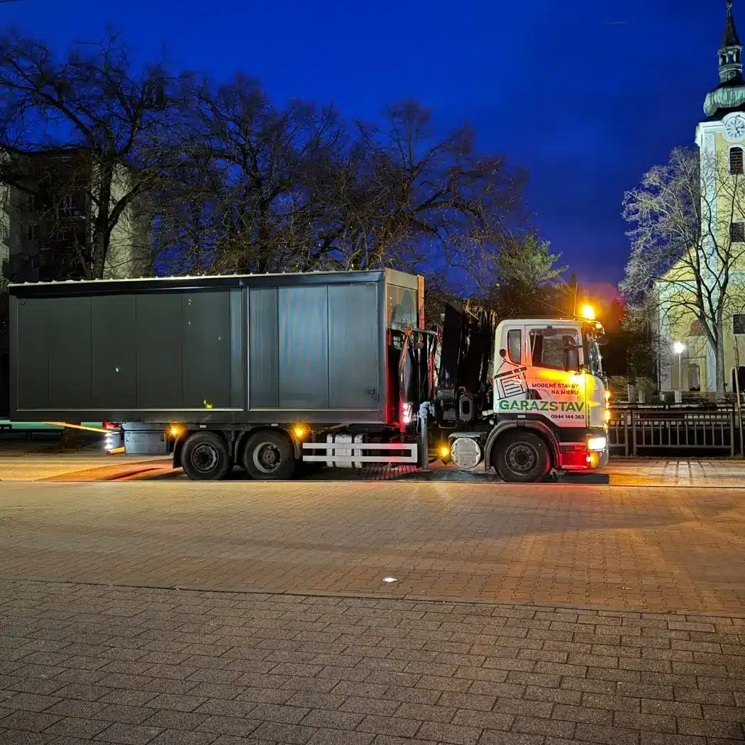 preprava mobilnej stavby firmou garazstav