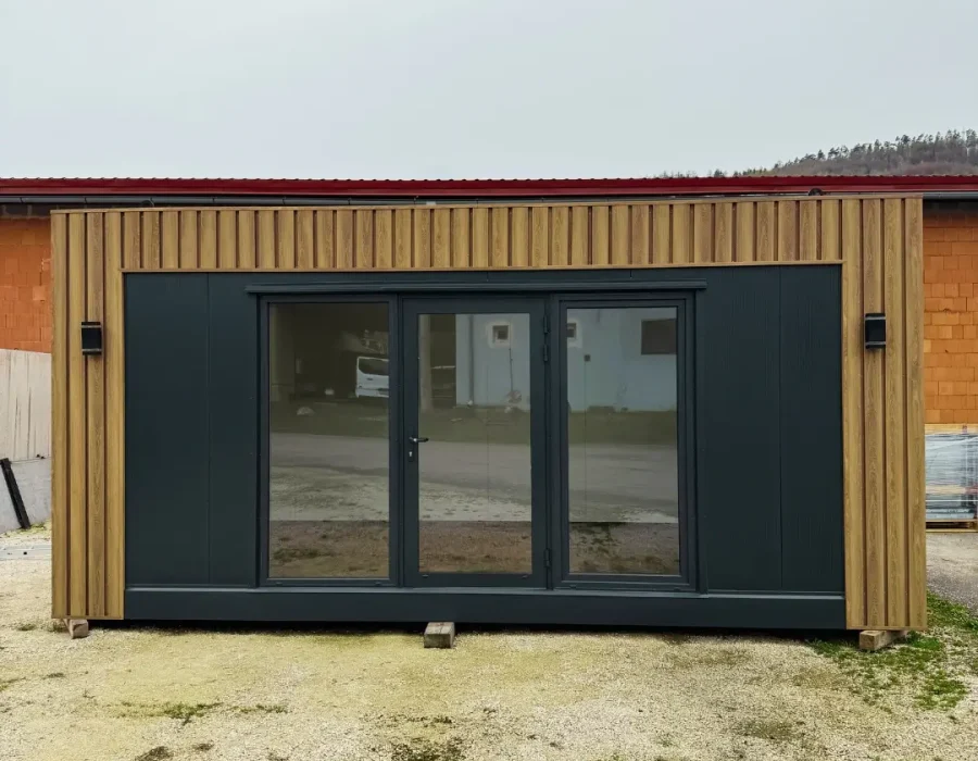 mobilná stavba skladom exteriér